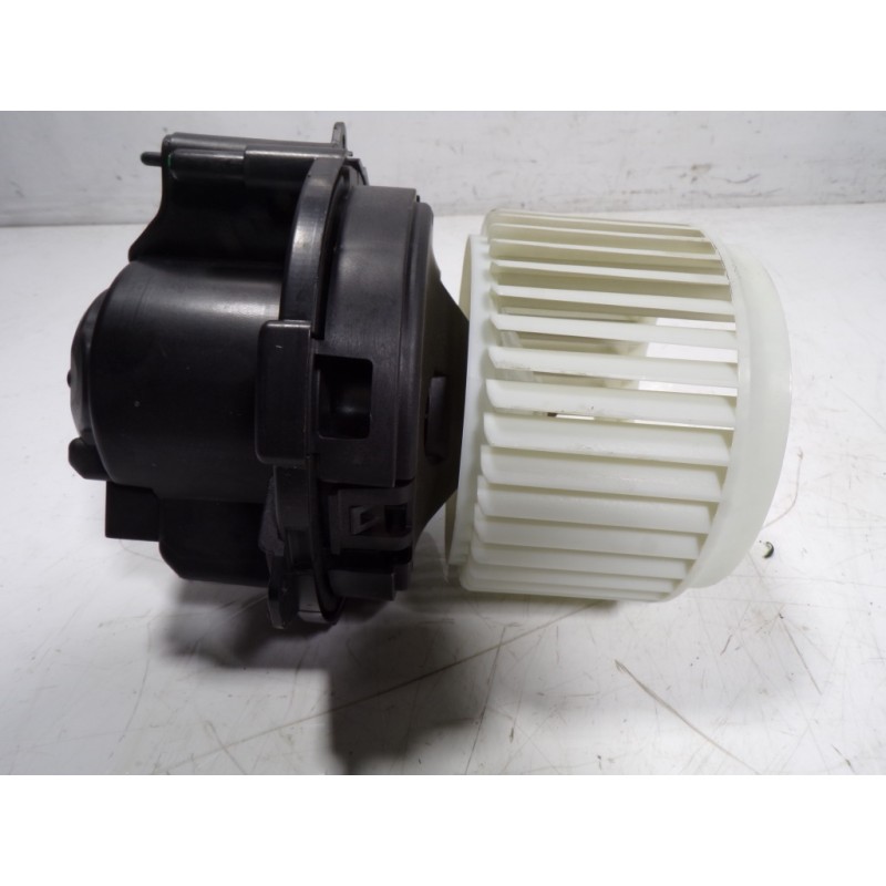 Recambio de motor calefaccion para dacia sandero 0.9 tce referencia OEM IAM  M01163606680 