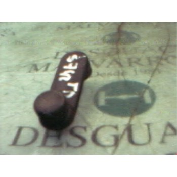 MANETA ELEVALUNAS TRASERA DERECHA 