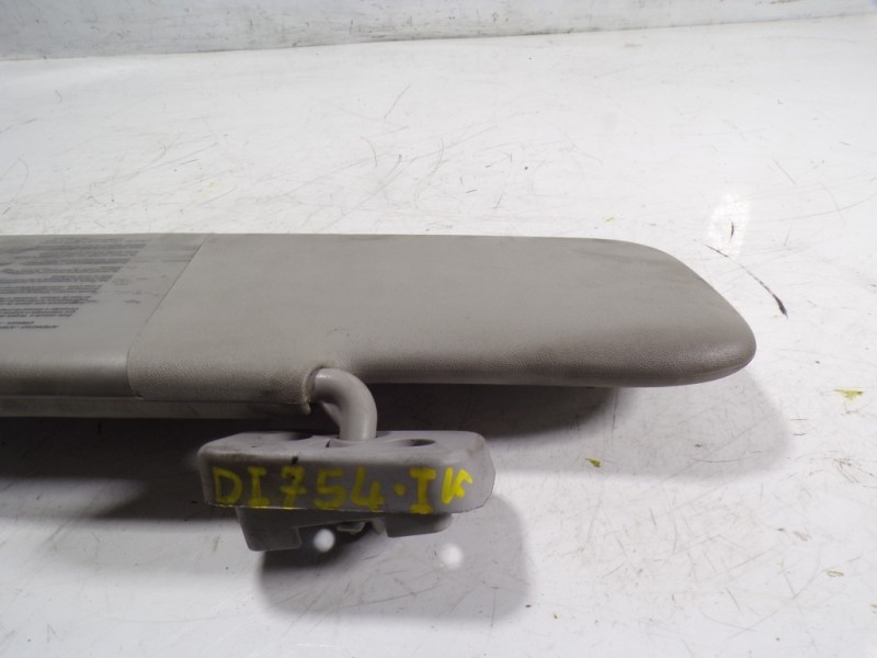 Recambio de parasol izquierdo para opel combo d 1.3 16v cdti referencia OEM IAM 95511889  