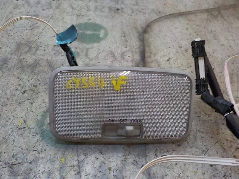 Recambio de piloto interior para toyota auris 2.0 d-4d cat referencia OEM IAM 8124052040B1  8134030100B0