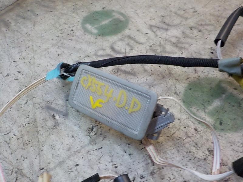 Recambio de piloto interior para toyota auris 2.0 d-4d cat referencia OEM IAM 8124052040B1  8134030100B0