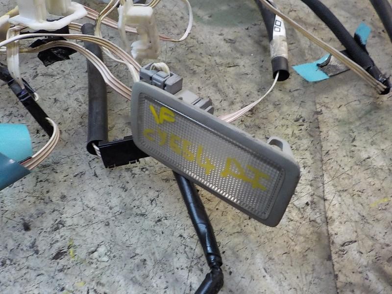 Recambio de piloto interior para toyota auris 2.0 d-4d cat referencia OEM IAM 8124052040B1  8134030100B0