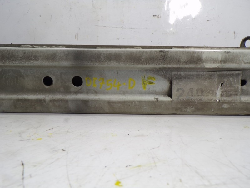 Recambio de refuerzo paragolpes delantero para opel combo d 1.3 16v cdti referencia OEM IAM 95514557  