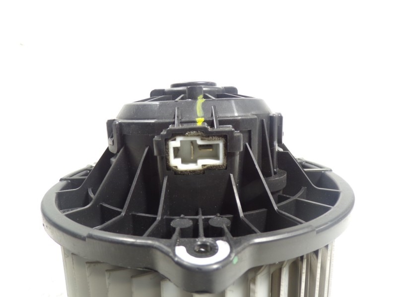 Recambio de motor calefaccion para hyundai ix35 1.7 crdi cat referencia OEM IAM 971132Y000 F00S3B2441 