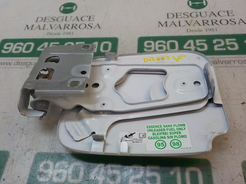 Recambio de tapa combustible para dacia duster basis 4x2 referencia OEM IAM 788304650R  