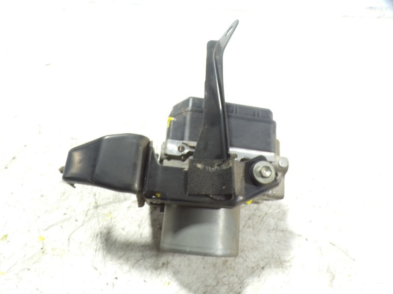 Recambio de abs para lexus is200 (ds2/is2) 2.2 d-cat referencia OEM IAM 4405053260 8954153140 1338004870