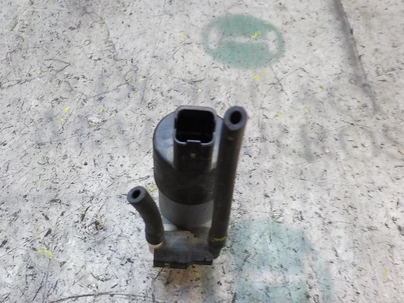 Recambio de bomba limpia para dacia duster 1.5 dci diesel fap cat referencia OEM IAM 6001549444  