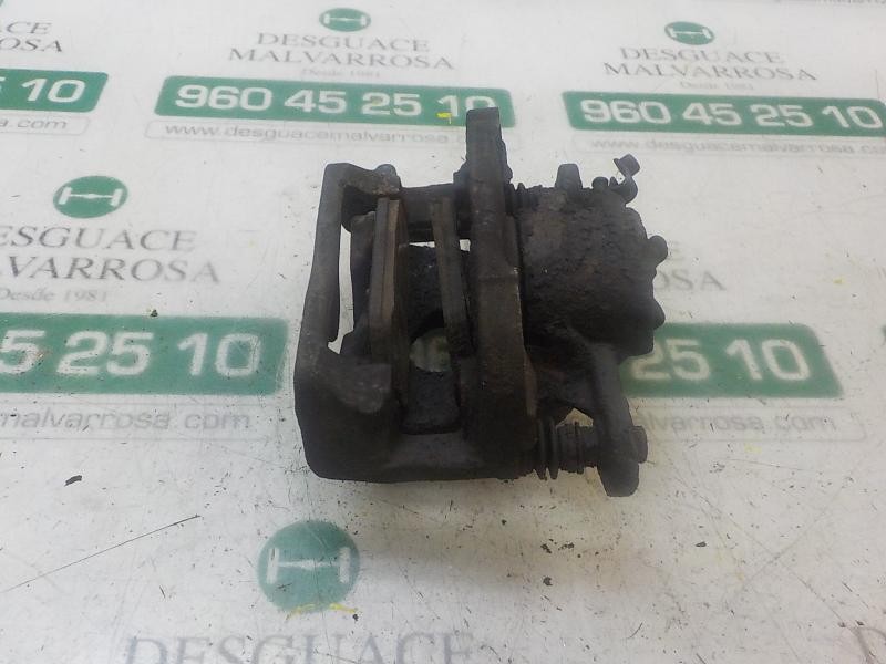 Recambio de pinza freno delantera derecha para bmw serie 1 berlina (e81/e87) 116d referencia OEM IAM 34116774682  
