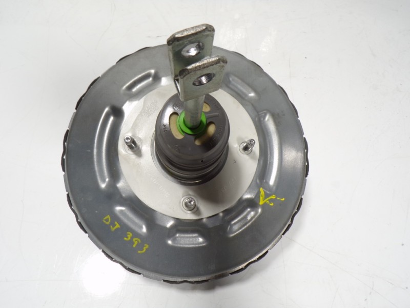 Recambio de servofreno para dacia sandero 0.9 tce referencia OEM IAM  472101095RT 