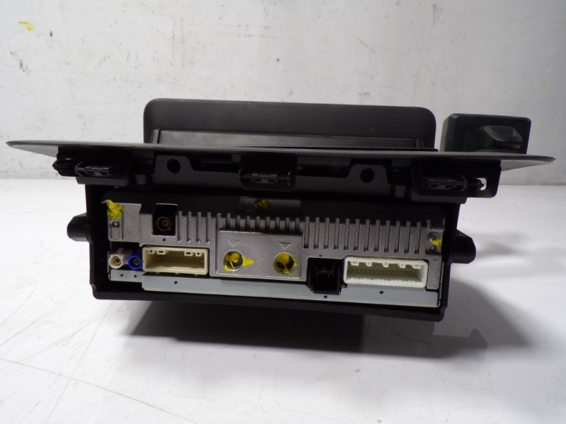 Recambio de sistema audio / radio cd para dacia sandero 0.9 tce referencia OEM IAM  281152190R 