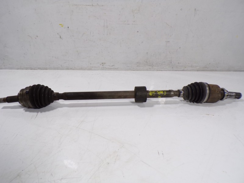 Recambio de transmision derecha para dacia sandero 0.9 tce referencia OEM IAM  391003401R 