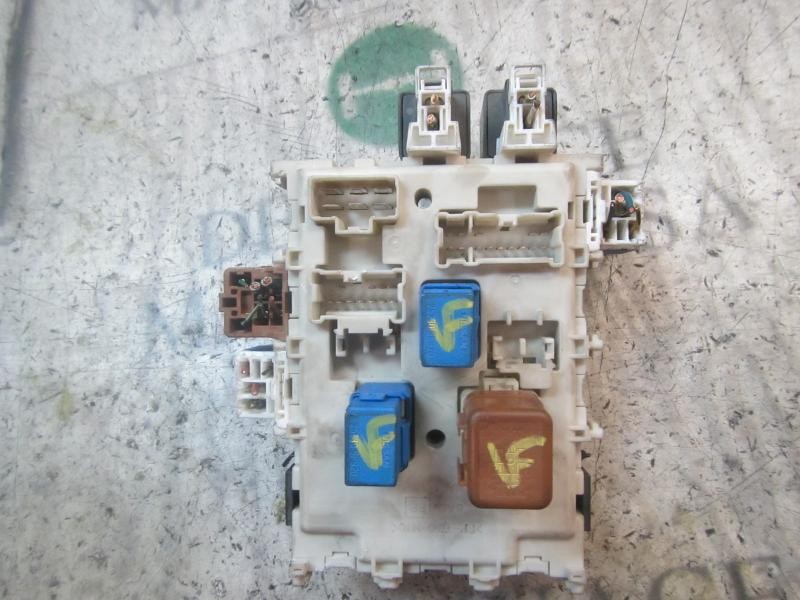 Recambio de caja reles / fusibles para nissan primera berlina (p12) acenta referencia OEM IAM 24350AV700 24350AV700 