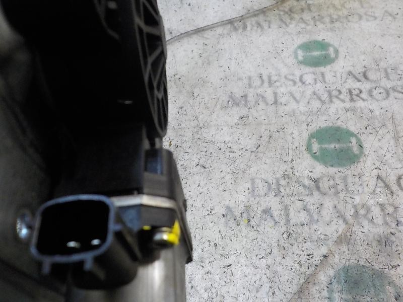 Recambio de elevalunas delantero derecho para dacia duster 1.5 dci diesel fap cat referencia OEM IAM 807206838R  