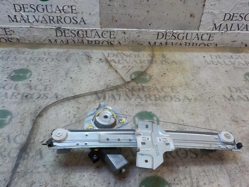 Recambio de elevalunas trasero izquierdo para dacia duster 1.5 dci diesel fap cat referencia OEM IAM 8200733833  