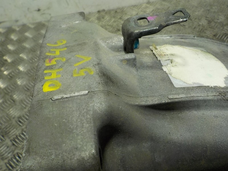 Recambio de caja cambios para lexus is200 (ds2/is2) 2.2 d-cat referencia OEM IAM 3303053350 Y8M 