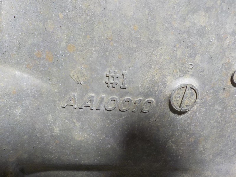 Recambio de caja cambios para lexus is200 (ds2/is2) 2.2 d-cat referencia OEM IAM 3303053350 Y8M 