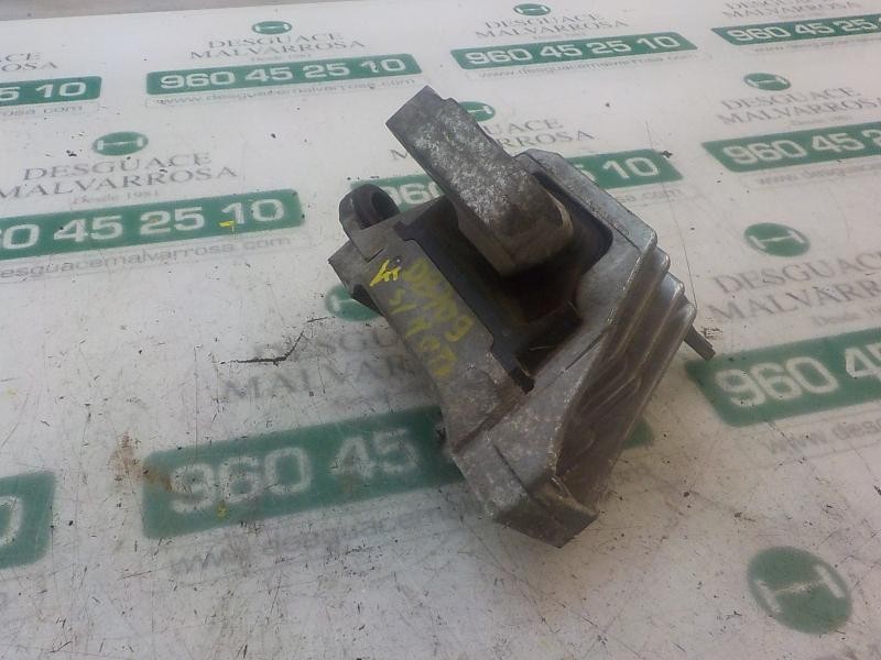 Recambio de soporte motor derecho para opel insignia berlina excellence referencia OEM IAM   