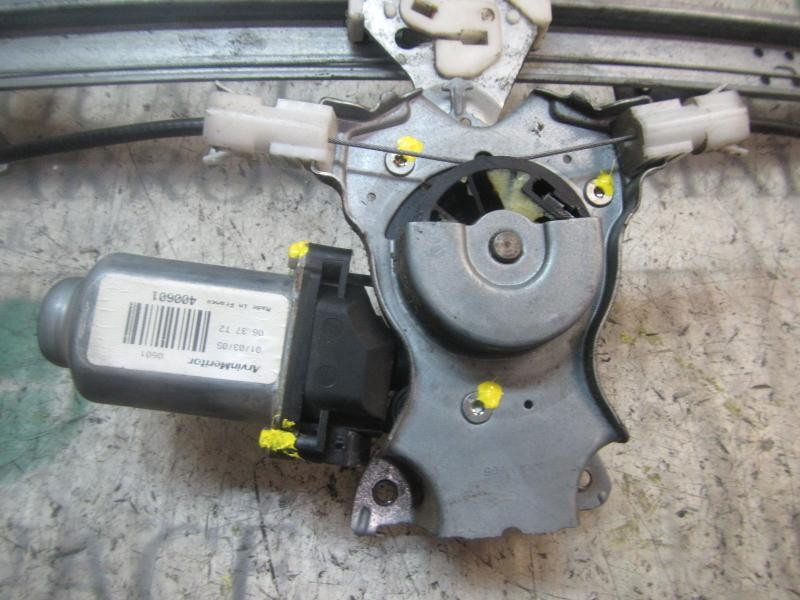 Recambio de elevalunas trasero izquierdo para nissan primera berlina (p12) acenta referencia OEM IAM 82701AV610  