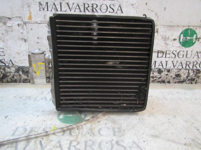 Recambio de evaporador aire acondicionado para nissan primera berlina (p12) acenta referencia OEM IAM 27280AV60A  