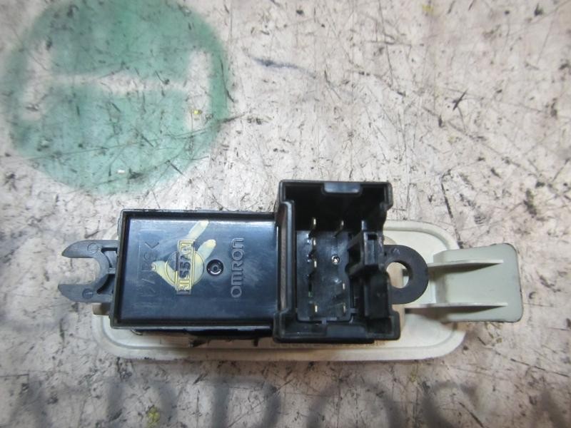 Recambio de mando elevalunas trasero izquierdo para nissan primera berlina (p12) acenta referencia OEM IAM 25411AV600  