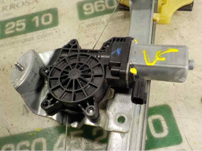 Recambio de elevalunas trasero derecho para renault captur 1.2 tce energy referencia OEM IAM 827009380R 128001471B 9030319C