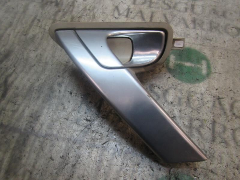 Recambio de maneta interior trasera derecha para nissan primera berlina (p12) acenta referencia OEM IAM 80670BA000  