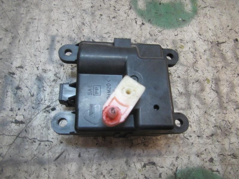 Recambio de motor apertura trampillas climatizador para nissan primera berlina (p12) acenta referencia OEM IAM 27732AV600  
