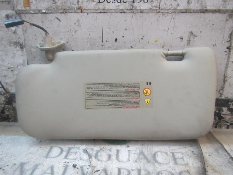 Recambio de parasol derecho para nissan primera berlina (p12) acenta referencia OEM IAM 96400AV711  