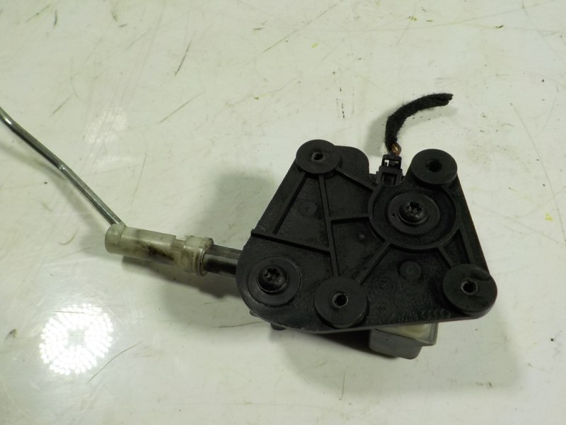 Recambio de motor c/c porton para audi a3 (8p) 2.0 tdi referencia OEM IAM   