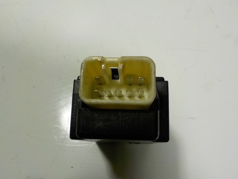 Recambio de modulo electronico para lexus ct 200h referencia OEM IAM 8651676010 8651676010 