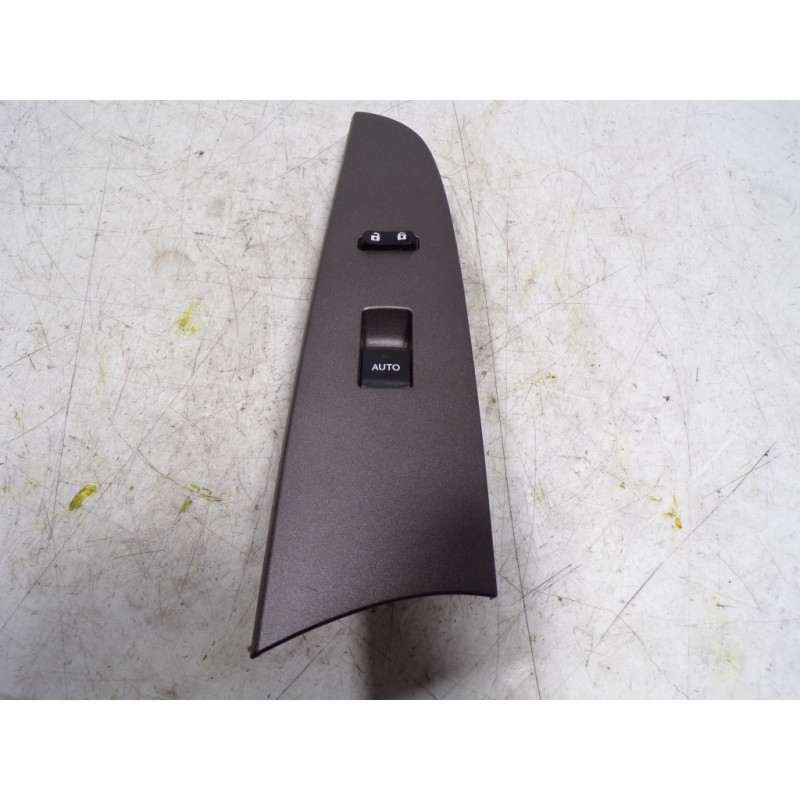 Recambio de mando elevalunas delantero derecho para lexus is200 (ds2/is2) 2.2 d-cat referencia OEM IAM 8481033110  