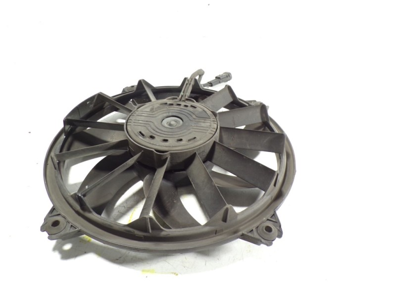 Recambio de electroventilador para peugeot 5008 2.0 blue-hdi fap referencia OEM IAM 1253K4 9661571480 