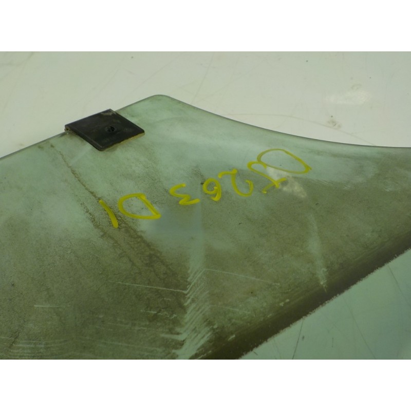 Recambio de cristal puerta delantero izquierdo para renault captur 1.5 dci diesel fap energy referencia OEM IAM 803015006R  