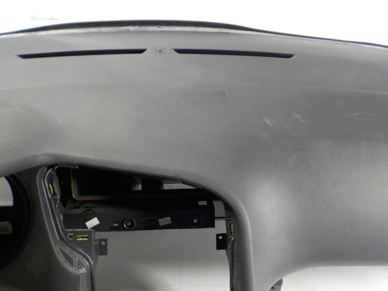 Recambio de salpicadero para peugeot 5008 2.0 blue-hdi fap referencia OEM IAM 824782 9803188580 