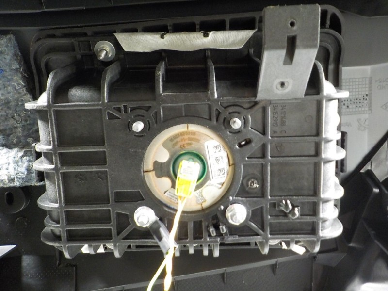 Recambio de salpicadero para peugeot 5008 2.0 blue-hdi fap referencia OEM IAM 824782 9803188580 