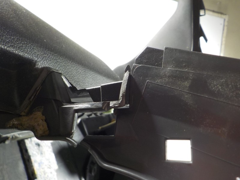 Recambio de salpicadero para peugeot 5008 2.0 blue-hdi fap referencia OEM IAM 824782 9803188580 