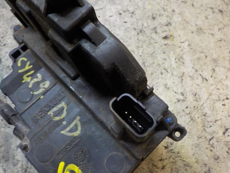 Recambio de cerradura puerta delantera derecha para renault clio iii 1.5 dci diesel cat referencia OEM IAM   