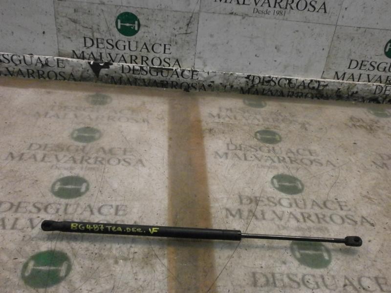 Recambio de amortiguadores maletero / porton para smart forfour 1.5 cdi cat referencia OEM IAM A4547400145  