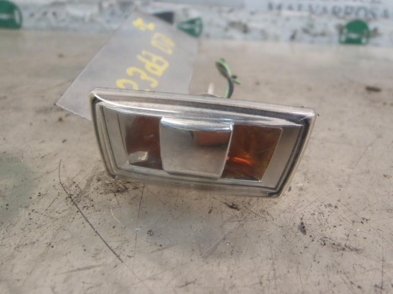 Recambio de piloto lateral derecho para opel corsa d cosmo referencia OEM IAM   