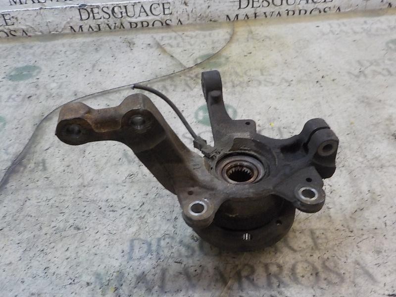 Recambio de mangueta delantera derecha para renault clio iii 1.5 dci diesel cat referencia OEM IAM   