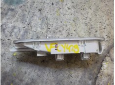 Recambio de piloto interior para renault clio iii 1.5 dci diesel cat referencia OEM IAM    2