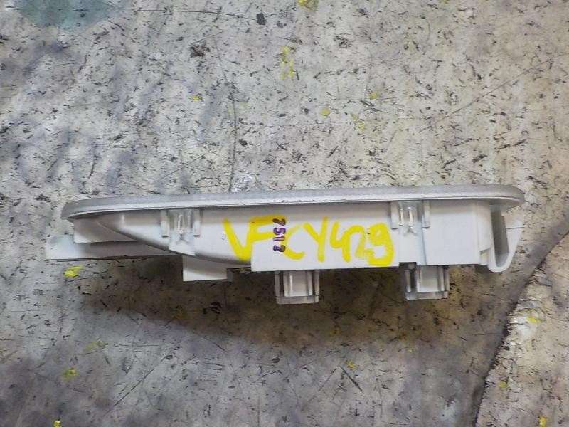 Recambio de piloto interior para renault clio iii 1.5 dci diesel cat referencia OEM IAM   