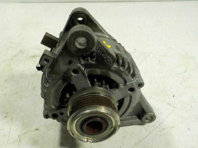 Recambio de alternador para hyundai i40 style referencia OEM IAM  373002A700 