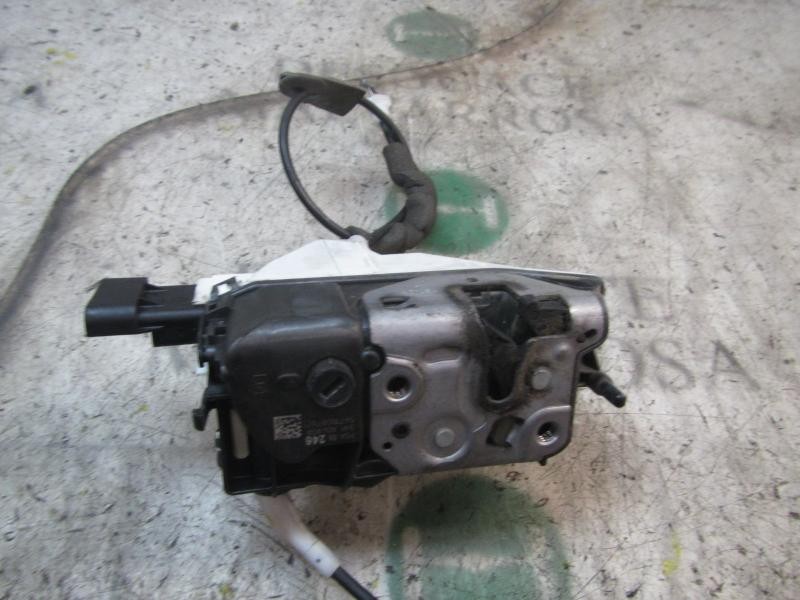 Recambio de cerradura puerta delantera derecha para citroën c3 business referencia OEM IAM 9800624680  