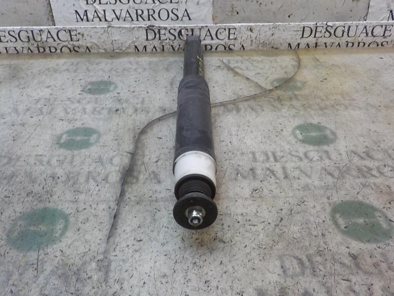 Recambio de amortiguador trasero izquierdo para renault clio iv technofeel referencia OEM IAM   