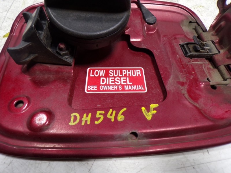 Recambio de tapa combustible para lexus is200 (ds2/is2) 2.2 d-cat referencia OEM IAM 7735053050  