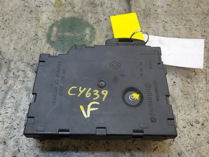 Recambio de conmutador de arranque para renault clio iv technofeel referencia OEM IAM   