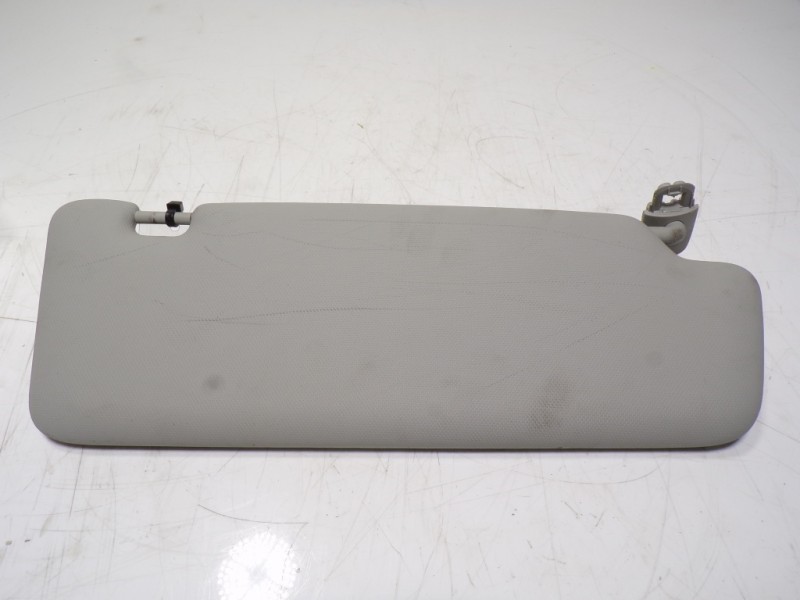 Recambio de parasol izquierdo para audi a4 ber. (b8) 2.0 16v tdi referencia OEM IAM 8U0857551CFT9  