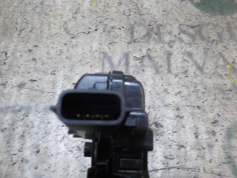 Recambio de cerradura maletero / porton para renault clio iv technofeel referencia OEM IAM   