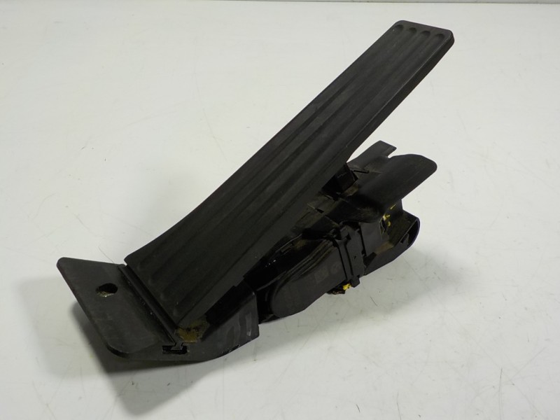 Recambio de potenciometro pedal para bmw serie 4 coupe (f32) 2.0 16v turbodiesel referencia OEM IAM 35426853175 35426853175 